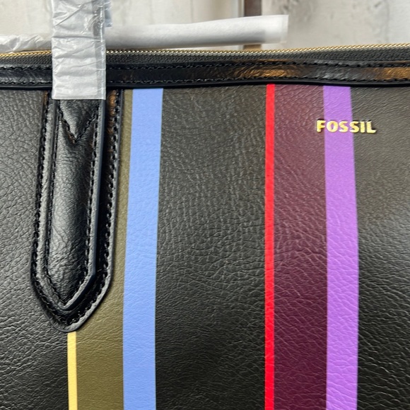 Fossil Sydney Tote Black Stripe - Picture 8 of 10